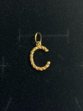 New Hillberg & Berk braided “C” charm. 925 Sterling silver. 14k gold plated.